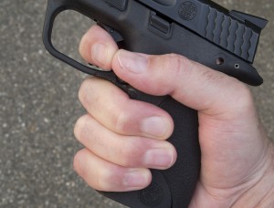 M&P grip size